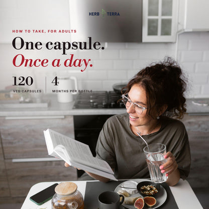Herb Terra Cranberry Concentrate 120 veg capsules: how to take, one capsule once a day, woman reading
